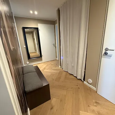 Appartement Modern Apartment, Parking And 2 Bathrooms