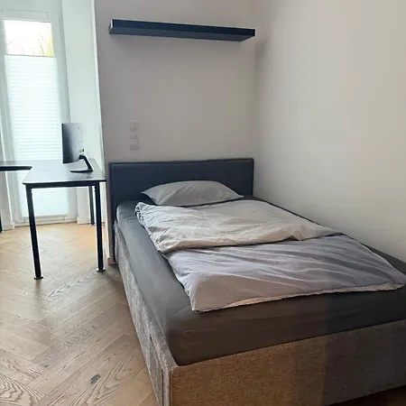 Modern Apartment, Parking And 2 Bathrooms Garching bei Muenchen
