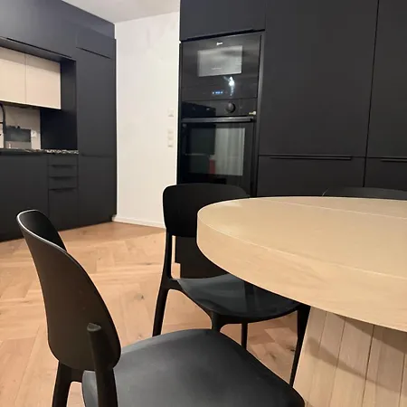 Modern Apartment, Parking And 2 Bathrooms Garching bei Muenchen