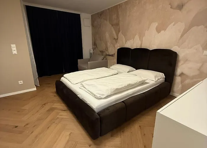 Modern Apartment, Parking And 2 Bathrooms *