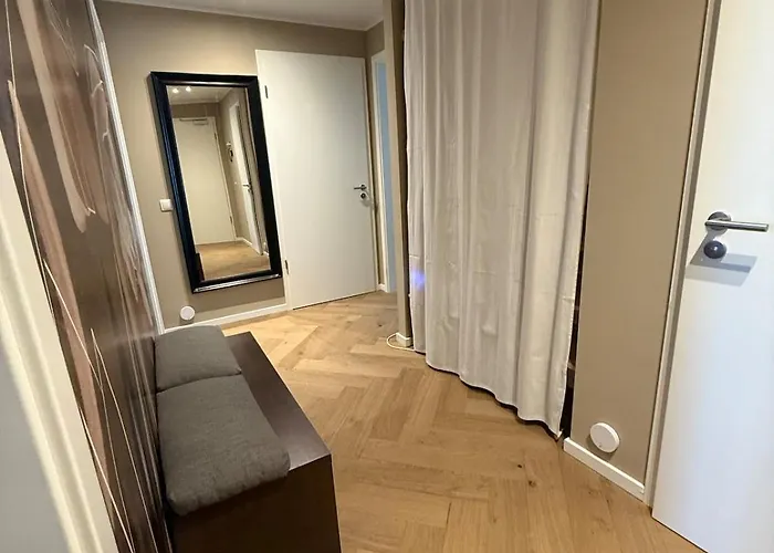 Appartement Modern Apartment, Parking And 2 Bathrooms